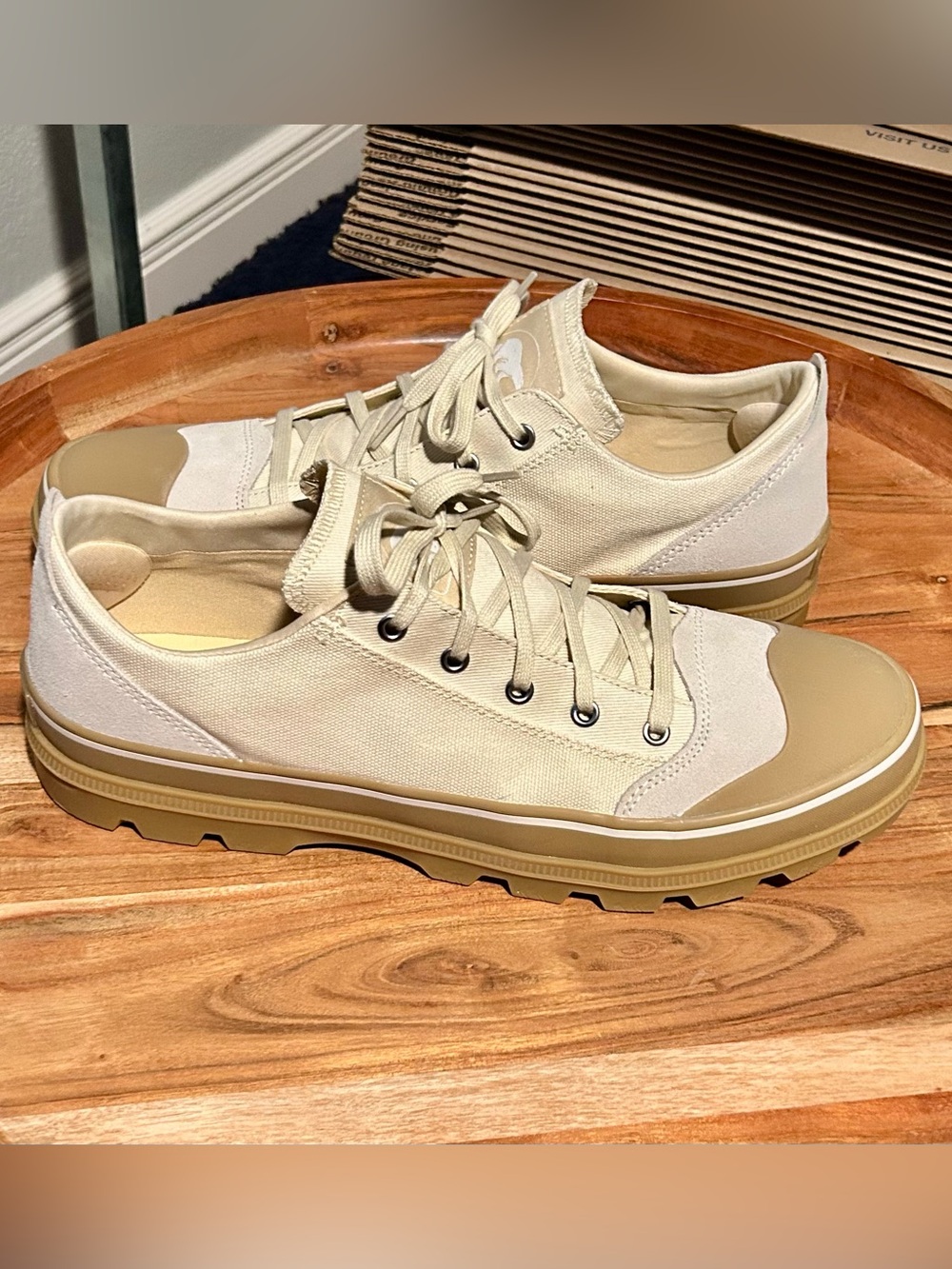Sorel Scout N About Low Sneakers in difficult to find size 14